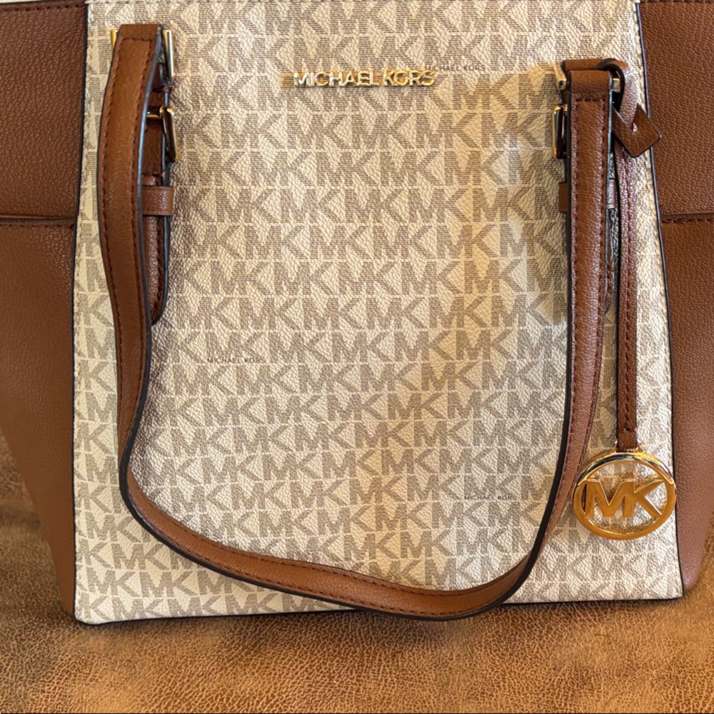 Michael Kors Tan and Cream Shoulder Bag New With Tags